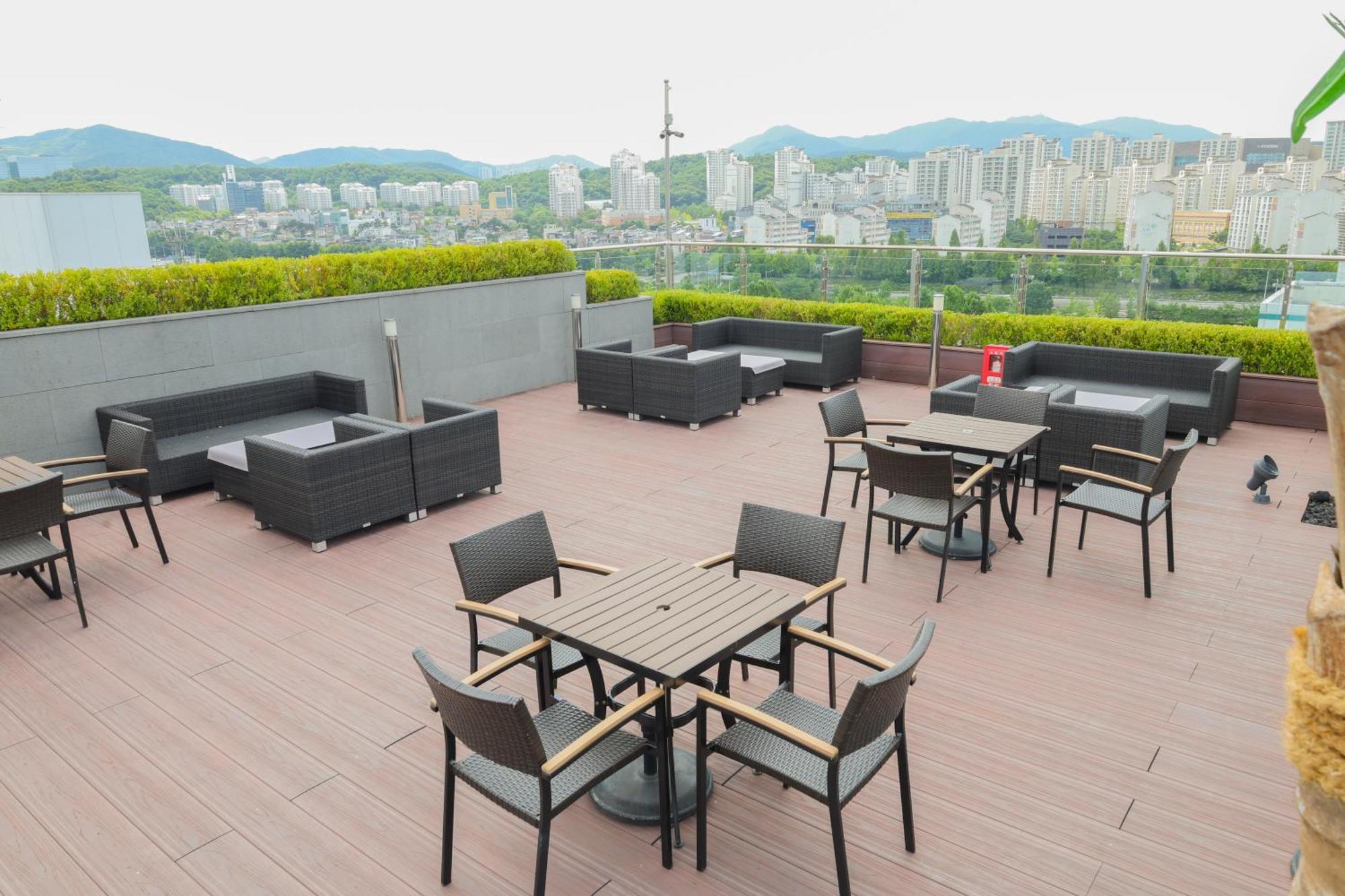 Hotel Skypark Central Seoul Pangyo Szongnam Kültér fotó