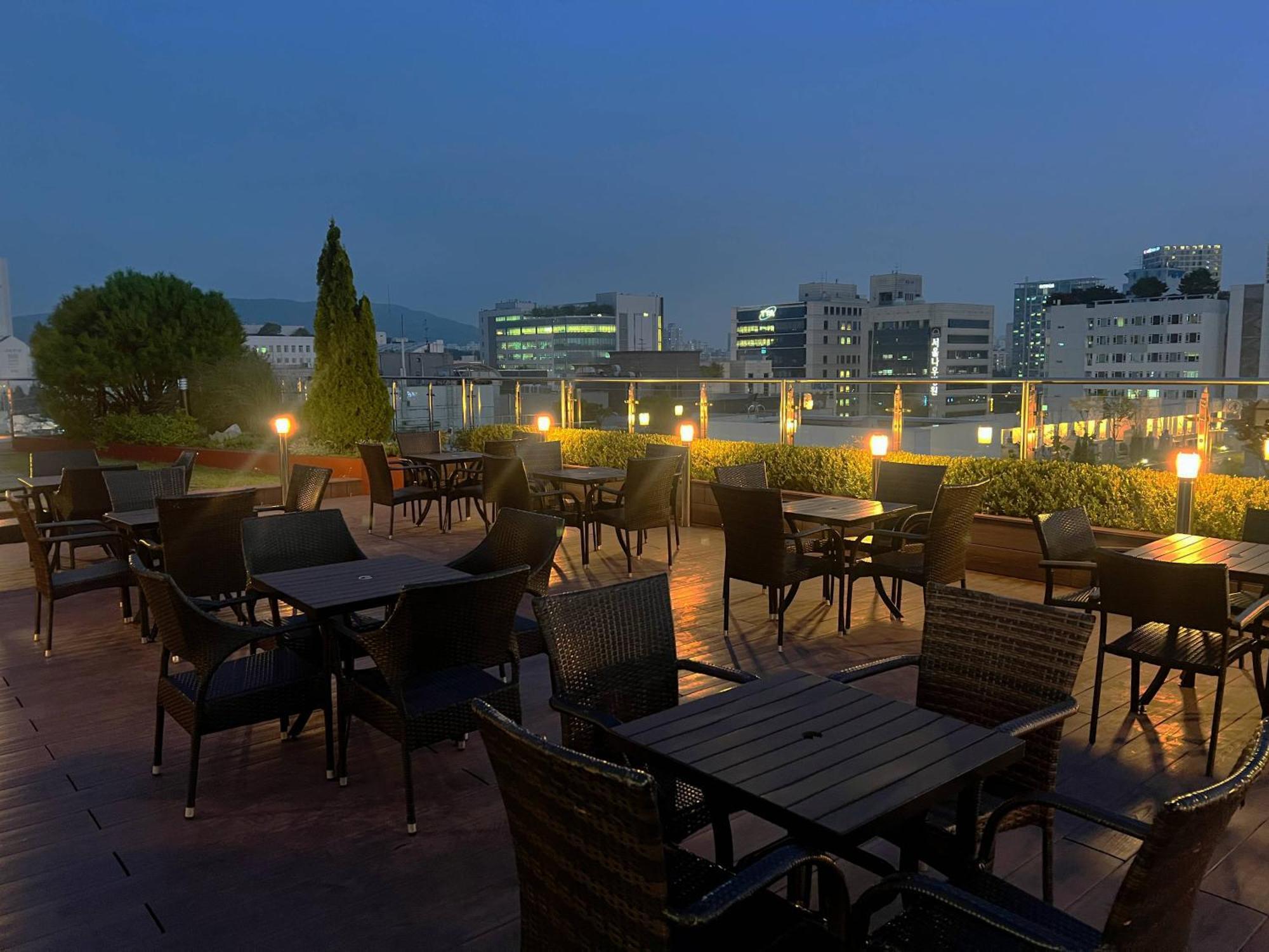 Hotel Skypark Central Seoul Pangyo Szongnam Kültér fotó