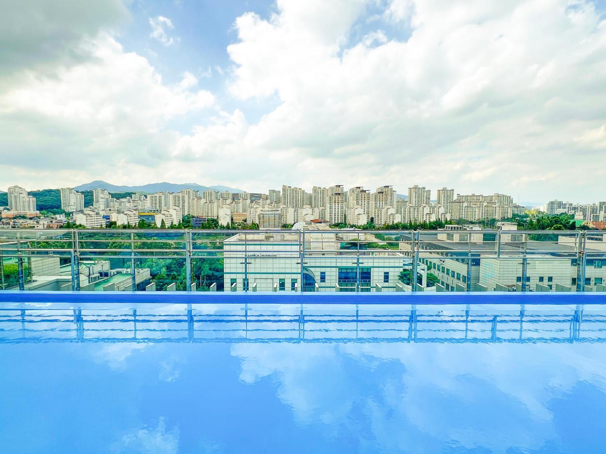 Hotel Skypark Central Seoul Pangyo Szongnam Kültér fotó