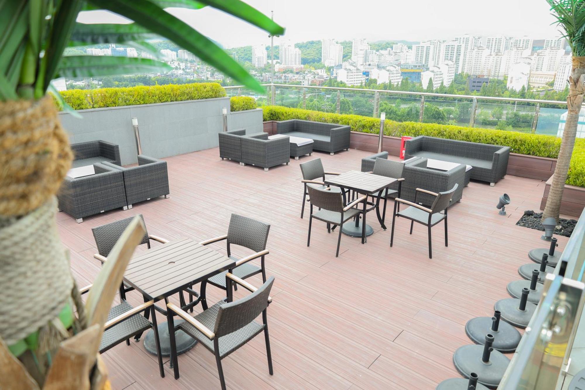 Hotel Skypark Central Seoul Pangyo Szongnam Kültér fotó